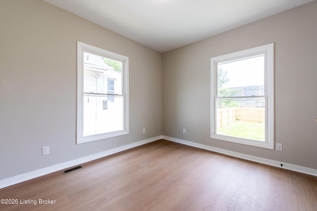 305 N 32nd St, Louisville, KY 40212