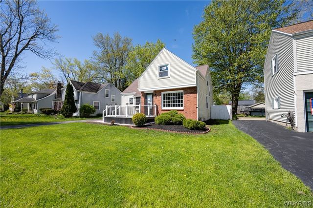 333 Lamarck Drive, Amherst, NY 14226