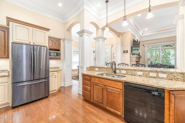 102 Galway Court, Johnson City, TN 37615