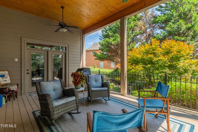 102 Galway Court, Johnson City, TN 37615