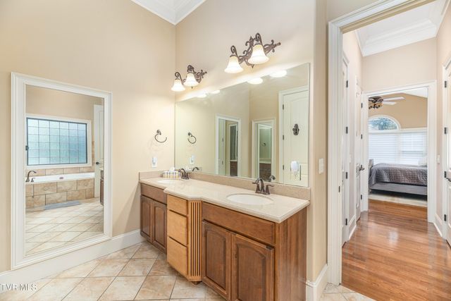 102 Galway Court, Johnson City, TN 37615