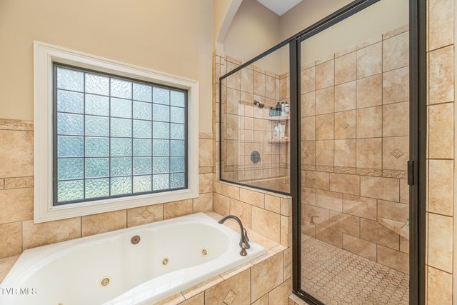 102 Galway Court, Johnson City, TN 37615