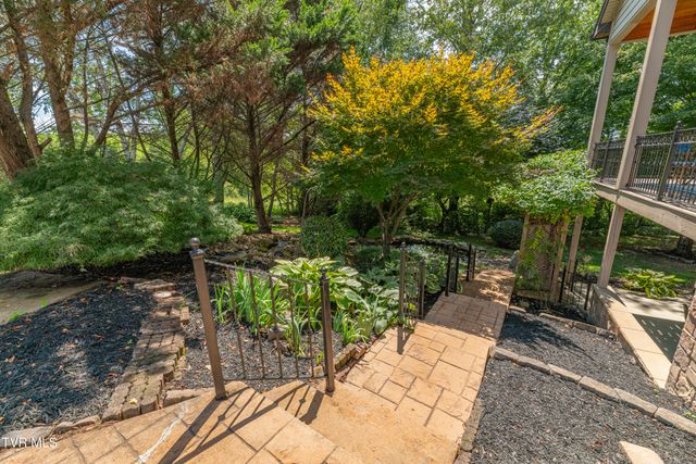 102 Galway Court, Johnson City, TN 37615