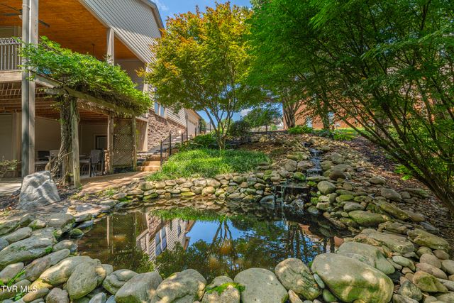 102 Galway Court, Johnson City, TN 37615