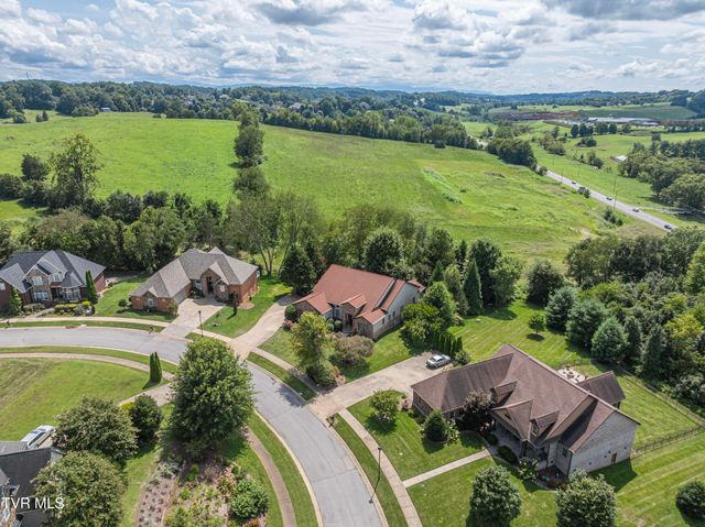 102 Galway Court, Johnson City, TN 37615