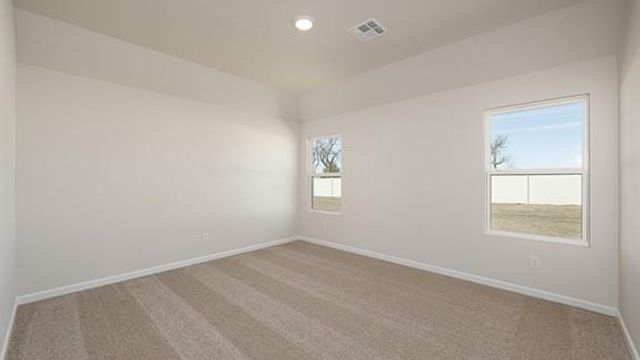 1229 E Stallion Lane, Mustang, OK 73064