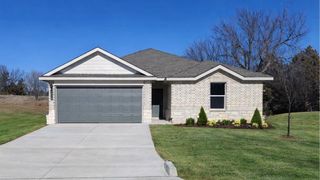 1229 E Stallion Lane, Mustang, OK 73064