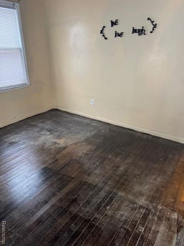 11960 Rossiter Street, Detroit, MI 48224