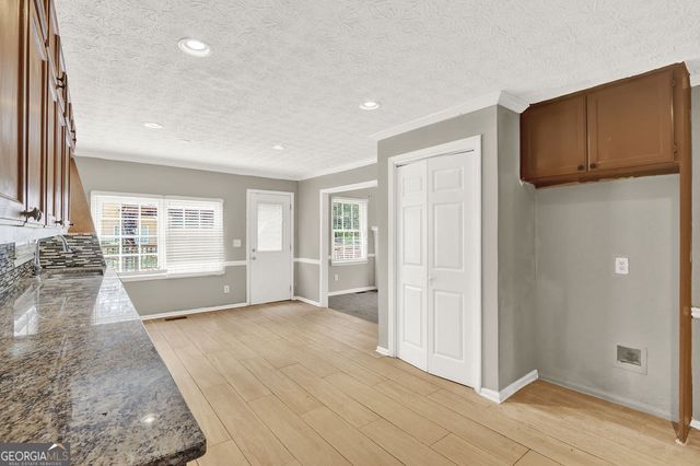 1892 Rockbrook Court, Snellville, GA 30078