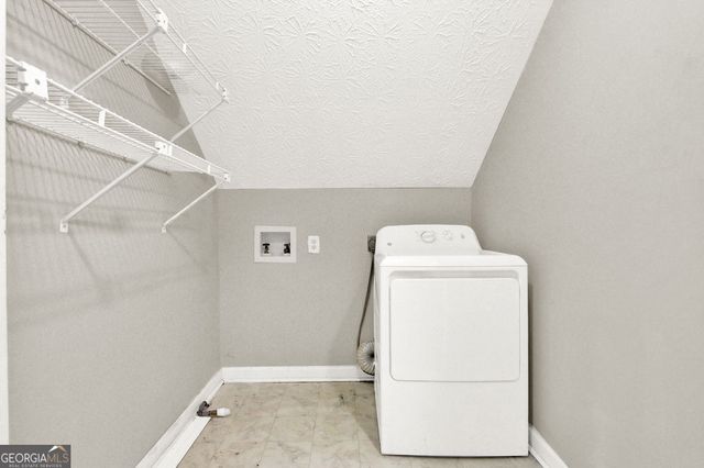 1892 Rockbrook Court, Snellville, GA 30078
