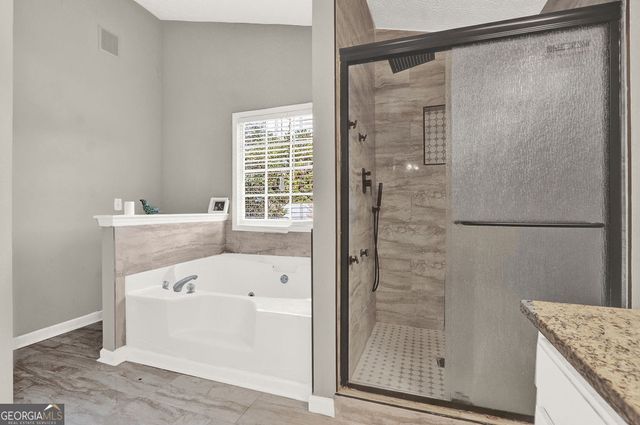 1892 Rockbrook Court, Snellville, GA 30078
