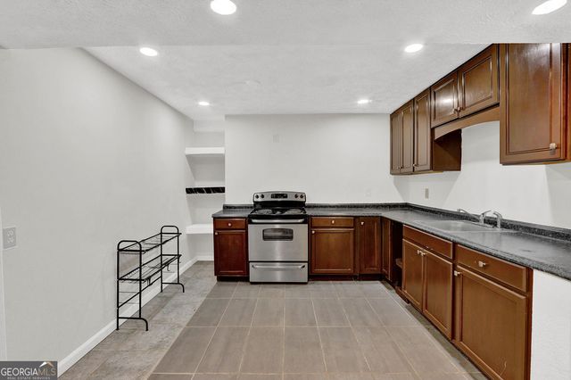 1892 Rockbrook Court, Snellville, GA 30078