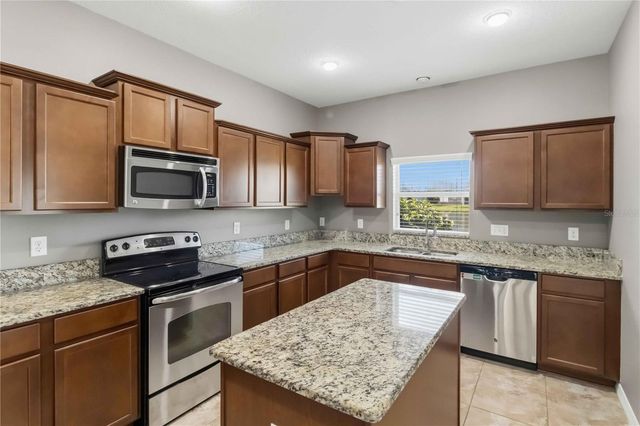 609 TANANA FALL DRIVE, Ruskin, FL 33570