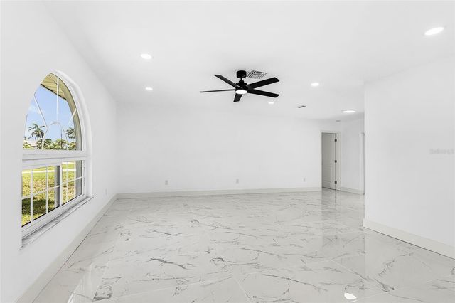 1306 SE 21ST LANE, Cape Coral, FL 33990