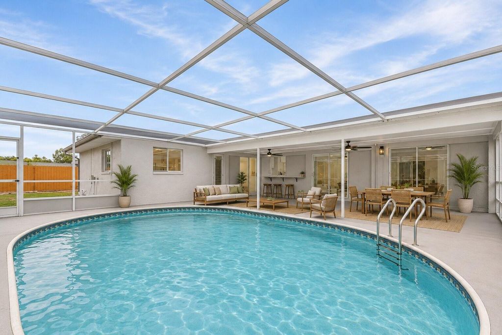 1306 SE 21ST LANE, Cape Coral, FL 33990