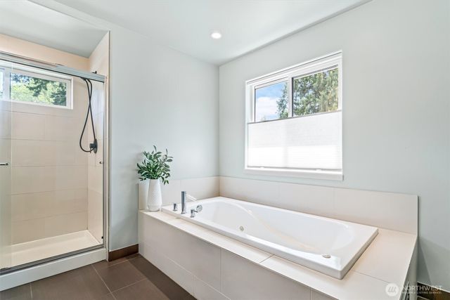 11339 40th Avenue NE, Seattle, WA 98125