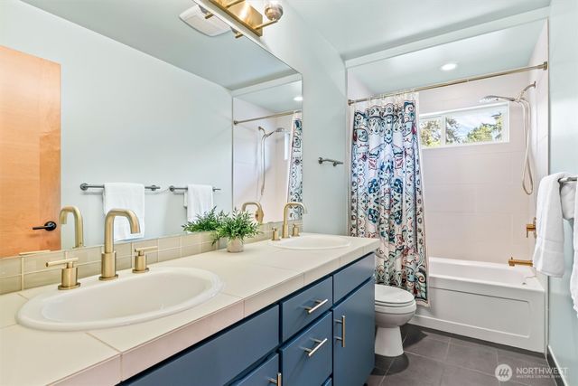 11339 40th Avenue NE, Seattle, WA 98125