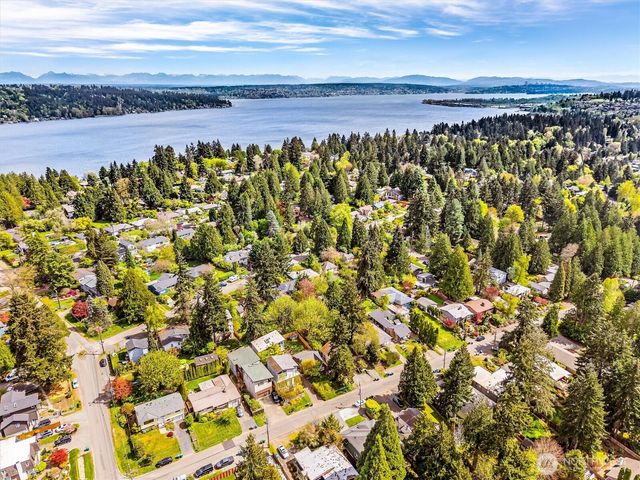 11339 40th Avenue NE, Seattle, WA 98125