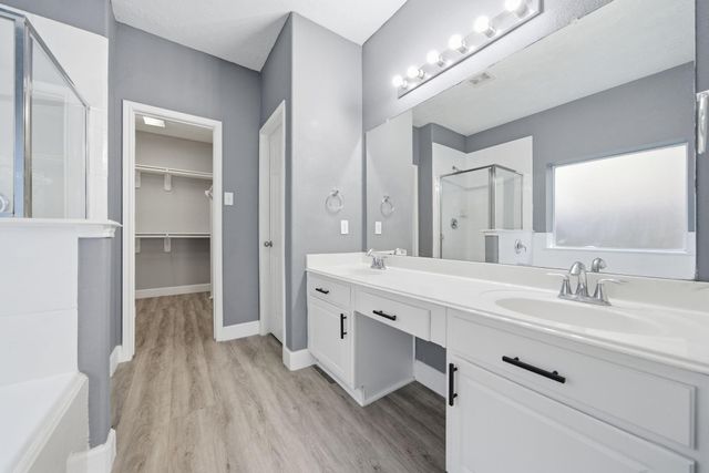 2810 Lockeridge Pines Drive, Spring, TX 77386