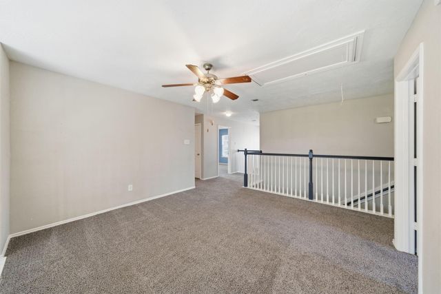 2810 Lockeridge Pines Drive, Spring, TX 77386