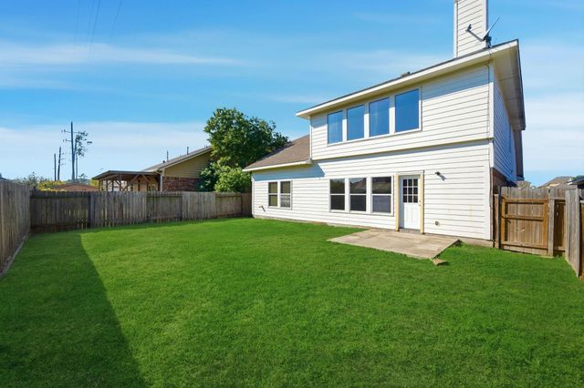 2810 Lockeridge Pines Drive, Spring, TX 77386