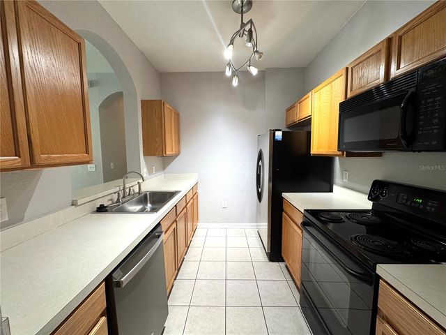 8660 BUCCILLI DRIVE 305, Orlando, FL 32829