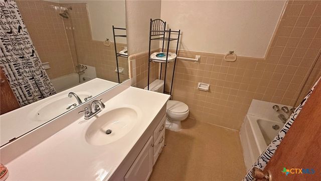 902 Holly Street, Copperas Cove, TX 76522