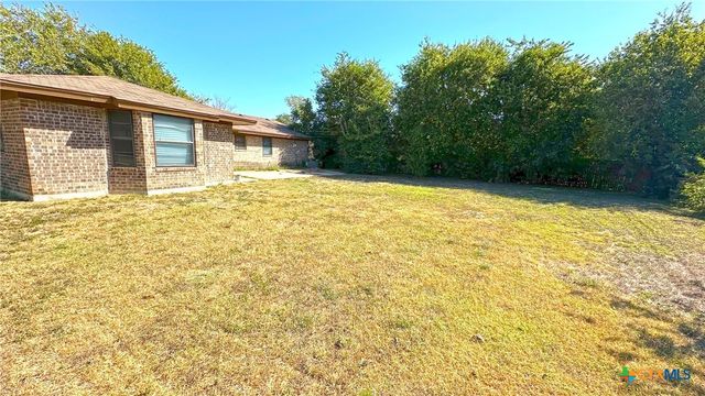 902 Holly Street, Copperas Cove, TX 76522