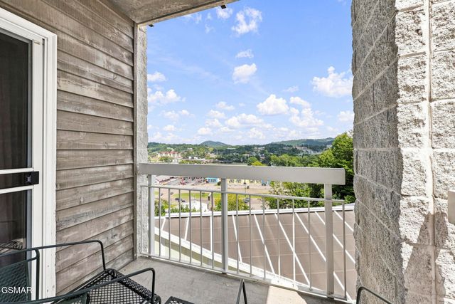 205 Ogle Drive, Pigeon Forge, TN 37863