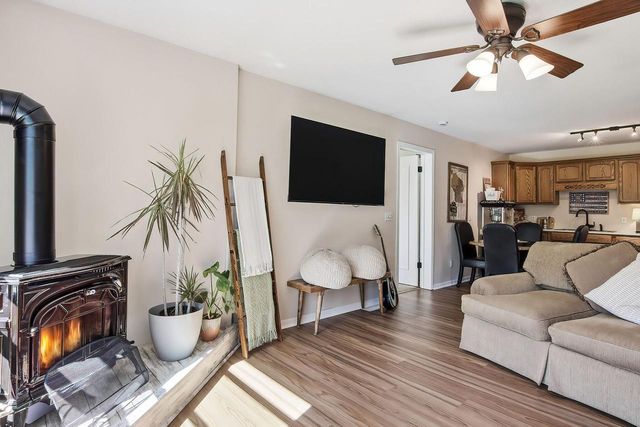 8760 385th AVENUE, Burlington, WI 53105