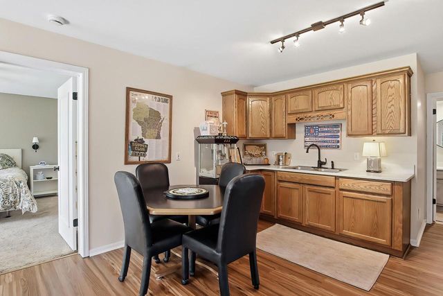 8760 385th AVENUE, Burlington, WI 53105