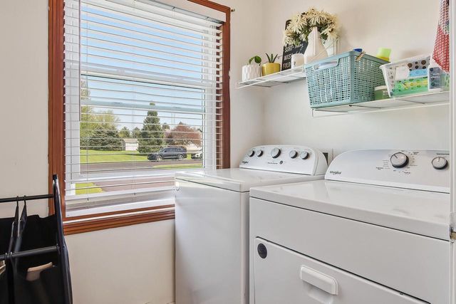 8760 385th AVENUE, Burlington, WI 53105