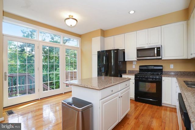 2243 JOURNET DR, Dunn Loring, VA 22027