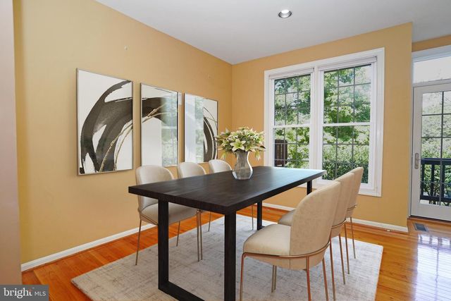 2243 JOURNET DR, Dunn Loring, VA 22027