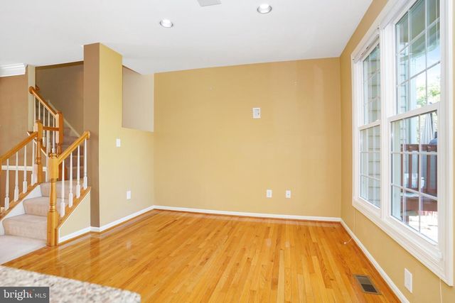 2243 JOURNET DR, Dunn Loring, VA 22027