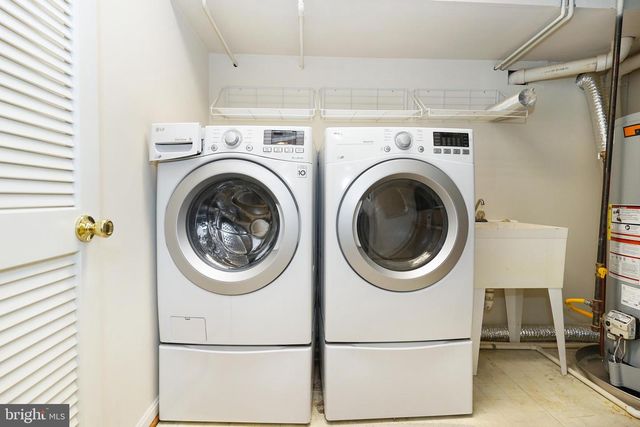 2243 JOURNET DR, Dunn Loring, VA 22027