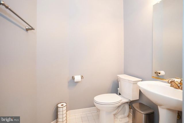 2243 JOURNET DR, Dunn Loring, VA 22027