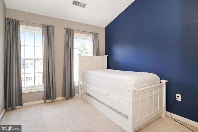 2243 JOURNET DR, Dunn Loring, VA 22027