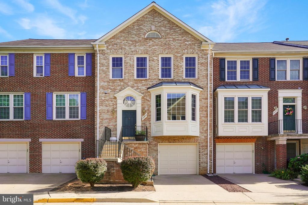 2243 JOURNET DR, Dunn Loring, VA 22027