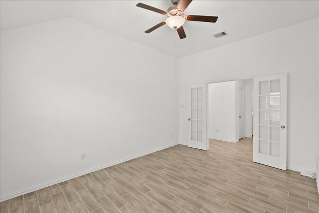 14919 Lake Shore Avenue, Mont Belvieu, TX 77523