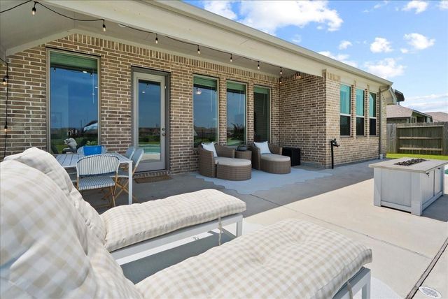 14919 Lake Shore Avenue, Mont Belvieu, TX 77523