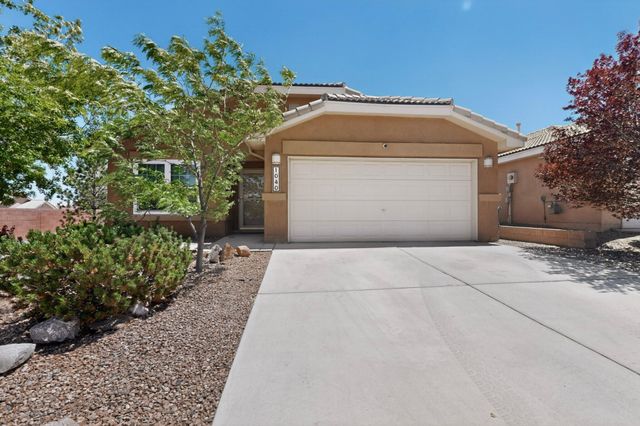 1040 Pacaya Drive NW, Albuquerque, NM 87120