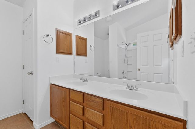 1040 Pacaya Drive NW, Albuquerque, NM 87120