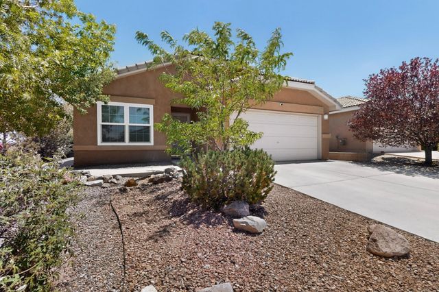 1040 Pacaya Drive NW, Albuquerque, NM 87120