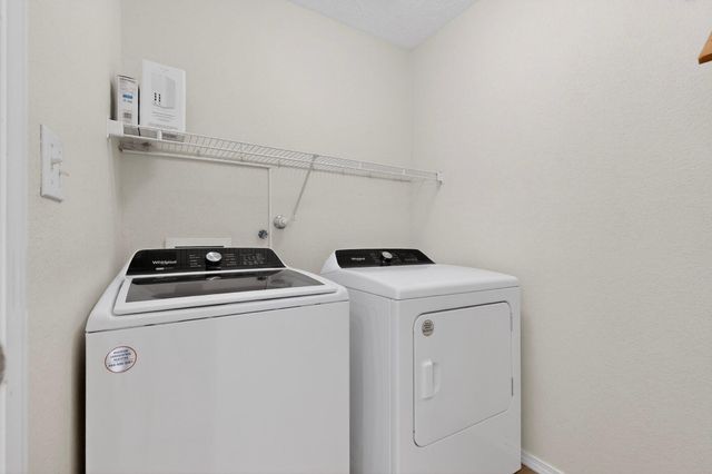 1040 Pacaya Drive NW, Albuquerque, NM 87120