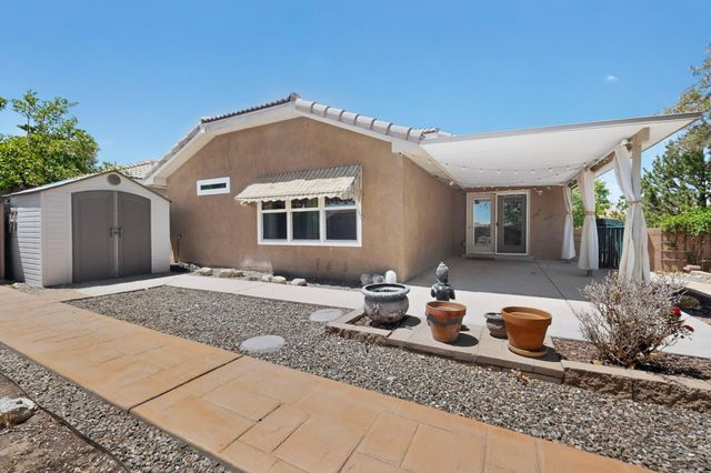 1040 Pacaya Drive NW, Albuquerque, NM 87120