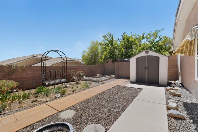 1040 Pacaya Drive NW, Albuquerque, NM 87120