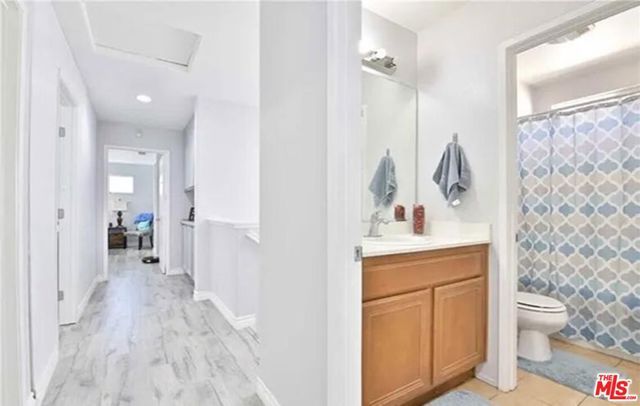 15017 Northwind Lane, North Hills (los Angeles), CA 91343