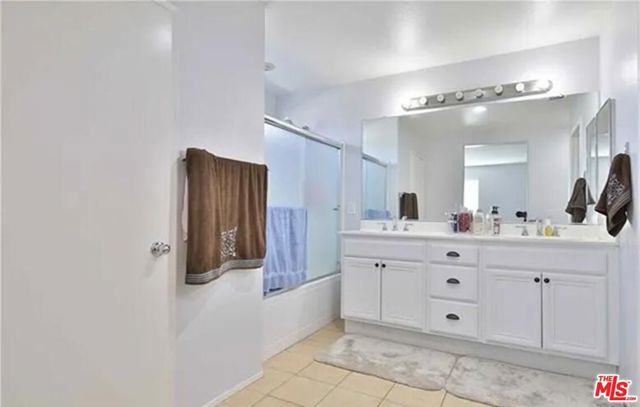 15017 Northwind Lane, North Hills (los Angeles), CA 91343