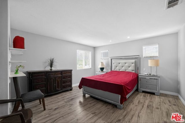15017 Northwind Lane, North Hills (los Angeles), CA 91343